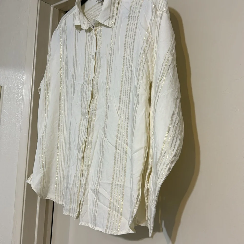 LOFT button down shirt - Picture 3 of 6
